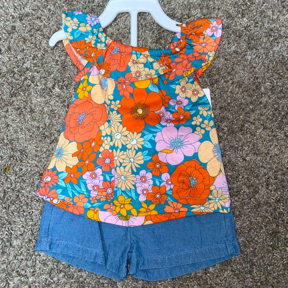 2 LC Lauren Conrad romper outfits and 2 Carter blouse and shorts outfits. BWT